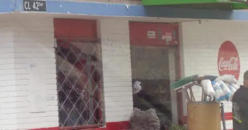 TIENDA DE BARRIO CALLE 42 CON 32  SUR